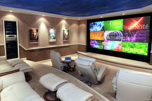 Instal&middot;lar projector de cine en casa, instal·ladors home cinema