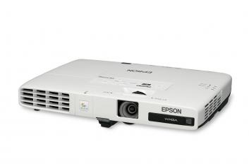Projector  Epson EB-1751